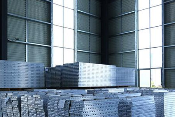 鋁板定制生產(chǎn)注意事項(xiàng)