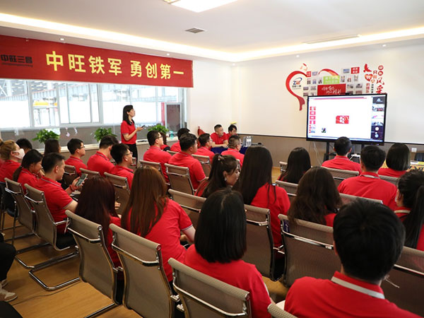 公司銷售部舉行6月份拓疆大戰(zhàn)啟動會 公司銷售部舉行6月份拓疆大戰(zhàn)啟動會