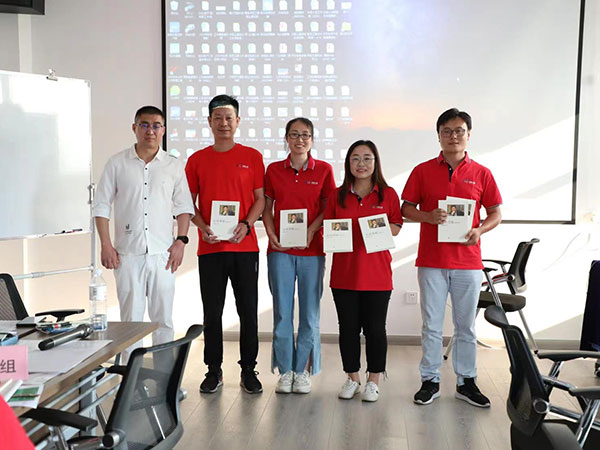 公司組織《高效能團(tuán)隊(duì)打造五步法》管理培訓(xùn) 公司組織《高效能團(tuán)隊(duì)打造五步法》管理培訓(xùn)