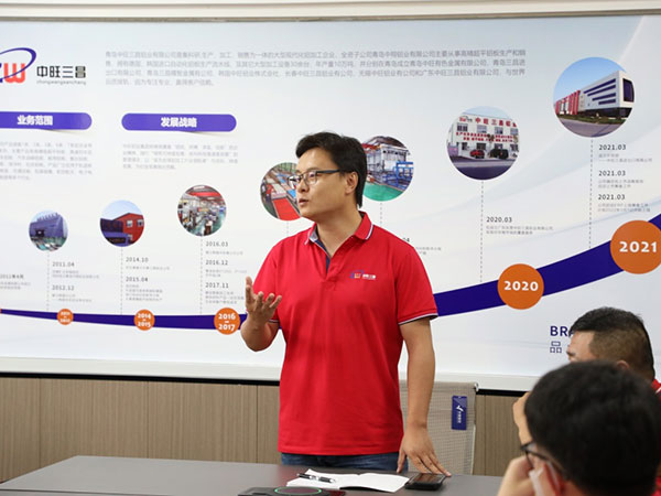 公司召開《百城百代項目》啟動會 公司召開《百城百代項目》啟動會